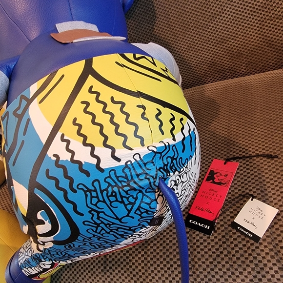 Coach Disney Mickey Mouse X Keith Haring Medium Collectible - Picture 6 of 7